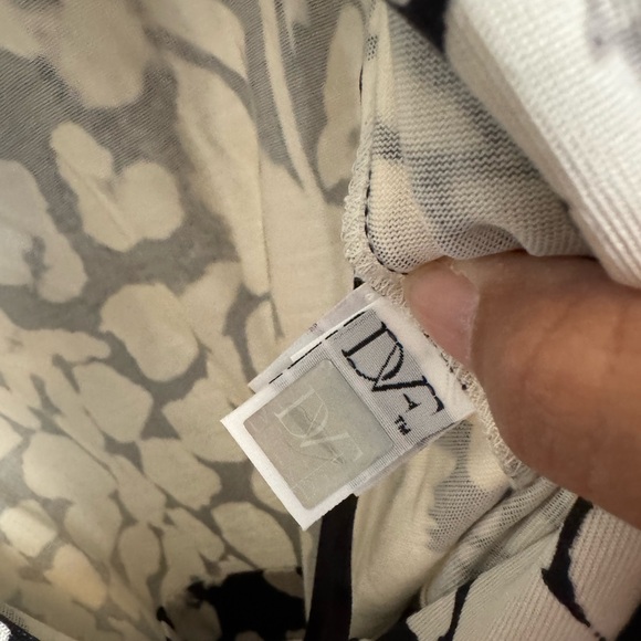 Diane Von Furstenberg Black and Cream Jumpsuit - Picture 6 of 9